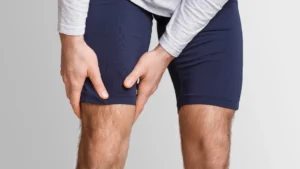 Sobrecarga muscular en piernas de deportistas